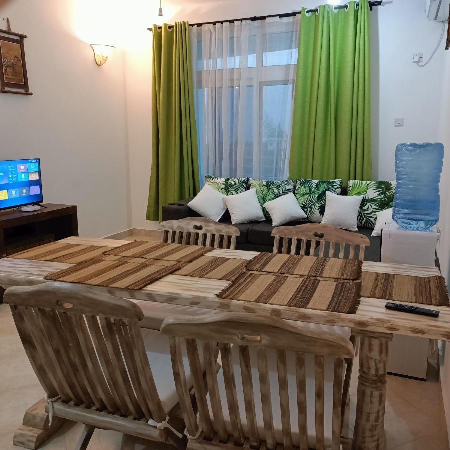 Havenhouse Kijani - 1 Bedroom Beach Apartment With Swimming Pool Малінді Екстер'єр фото